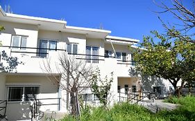 Iskas Apartments
